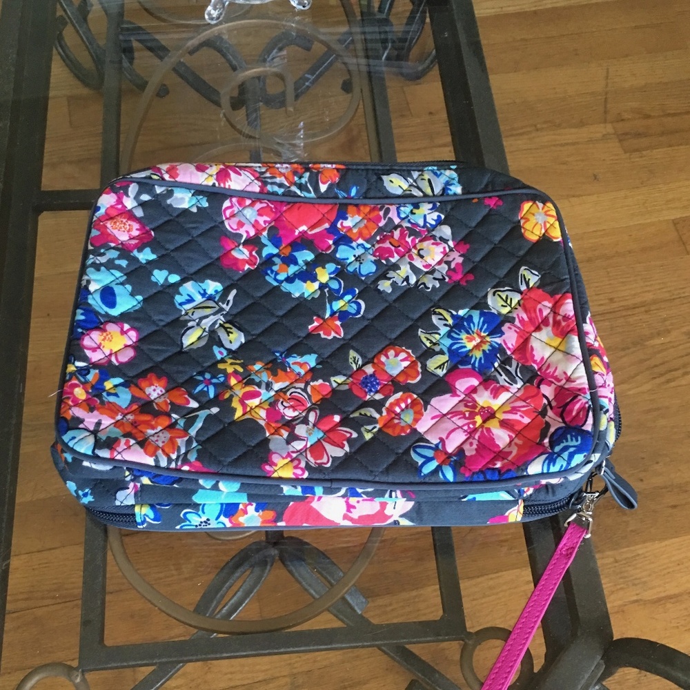 New Vera Bradley Makeup Case
